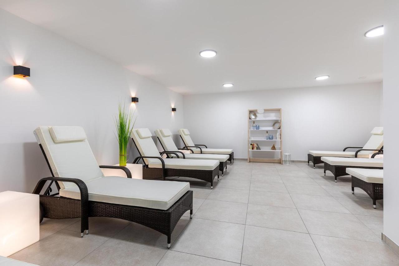 Aparthotel Ostseeallee Aparthotel Ostseeallee 4-31 บอลเทินฮาเกิน ภายนอก รูปภาพ